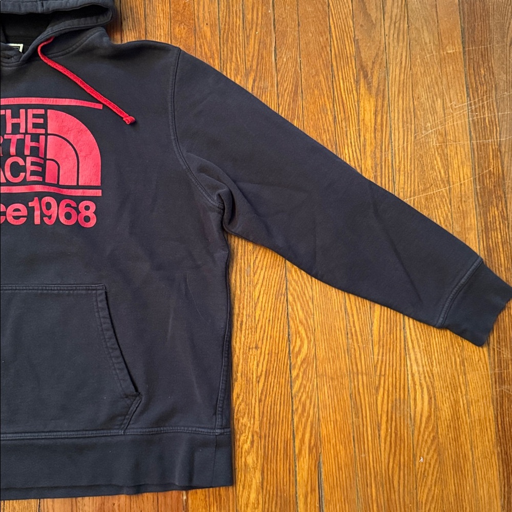 Y2K The North Face Vintage Premium Hoodie - Picture 5 of 11